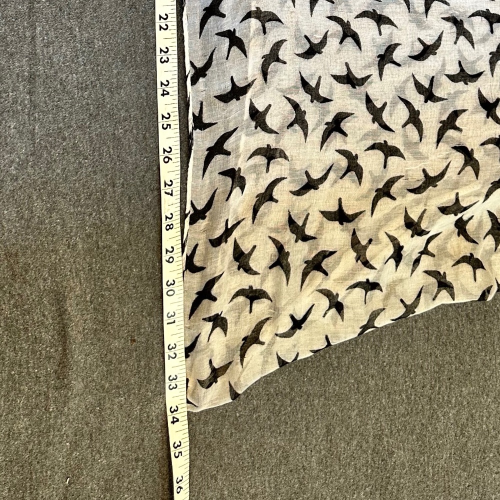 Bird Design Infinity Scarf - Picture 5 of 14